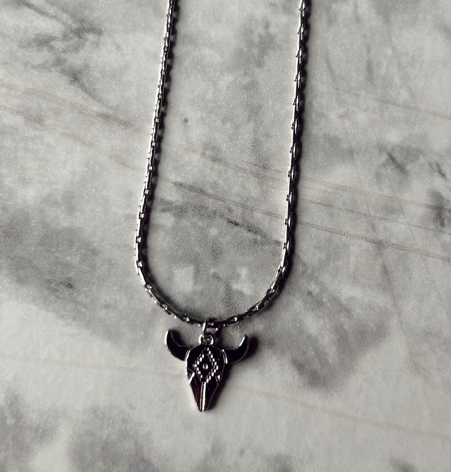 Silver Bull 18 inch Necklace