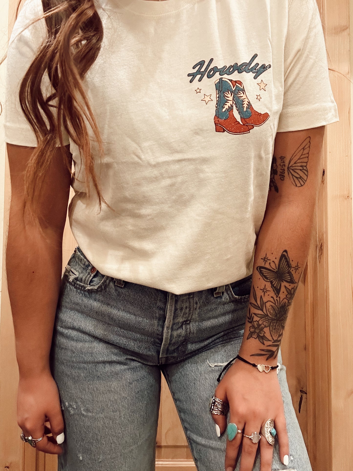 Howdy Y'all Graphic Tee